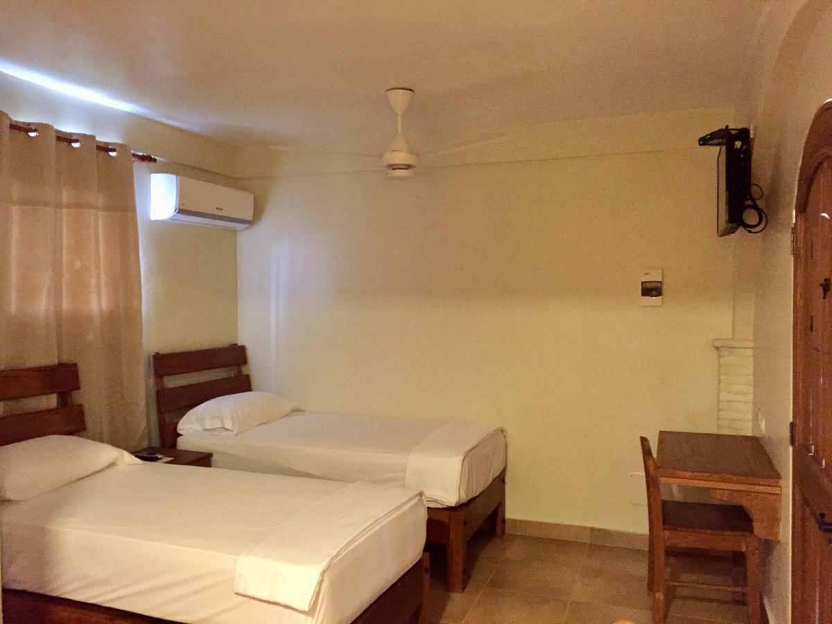 Hotel Yamili Пунта Кана Екстериор снимка